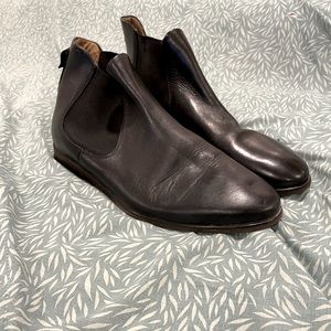 Size 9 mens Aldo Chelsea boots 🥾